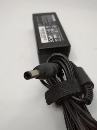 PA3743U-1ACA 19v-1,58A