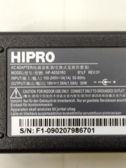 HP-A0301R3 19V-1,58A. - Imagen 2