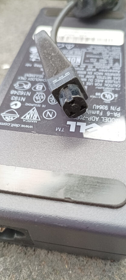ADP-70EB PA-6 20V-3.5A