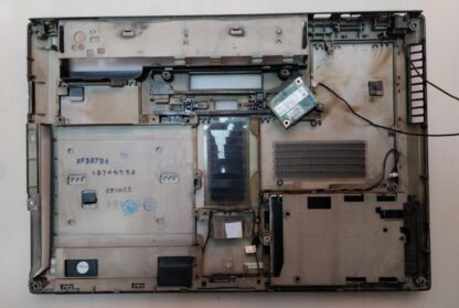 Carcasa cover D HP Elitebook 8460p grado B - Imagen 2