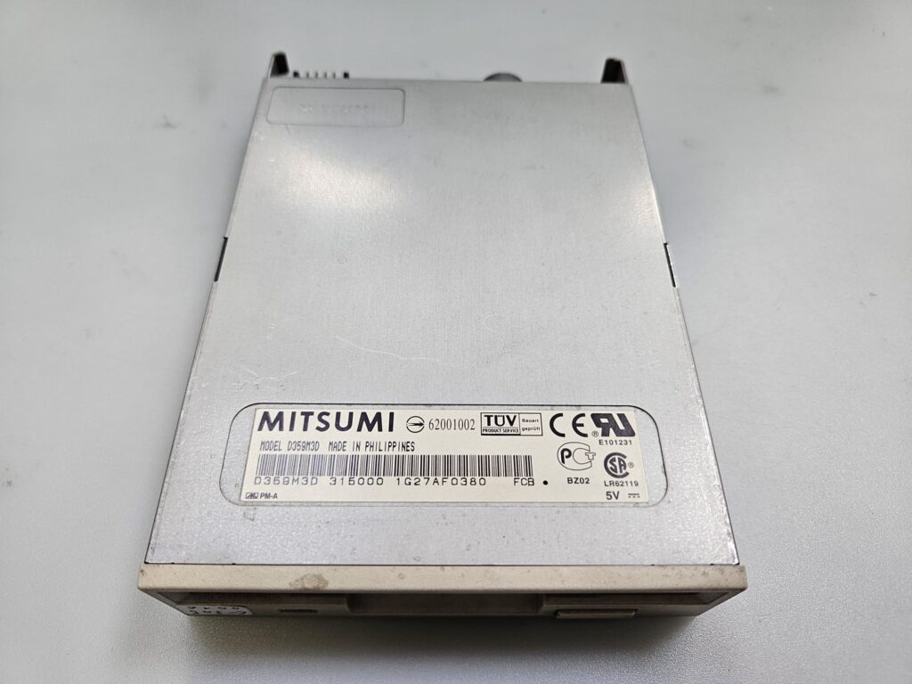 LECTEUR DISQUETTE NEC FD3238T 3.5 + Nappe OEM Rare Fujitsu Siemens EUR 29,00 - FR
