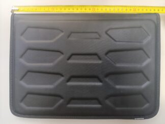 CARPETA CROSSKASE NEGRA CON INTERIOR ATERCIOPELADO | MEDIDAS: 35,5 X 25,5 CM | NUEVO