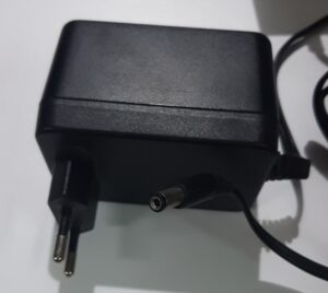 Adaptador corriente AC/DC DVE DV-1280-3UP