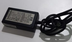 Adaptador corriente AC/DC HP SDD018-1000