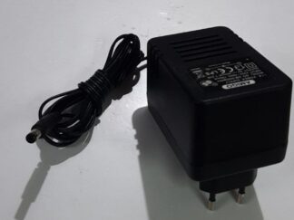 Adaptador corriente AC/DC AMIGO AM-0900800V
