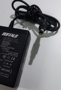 Adaptador corriente AC/DC BUFFALO B4C24D