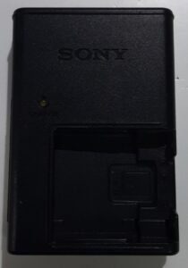 Adaptador corriente AC/DC SONY BC-CSD