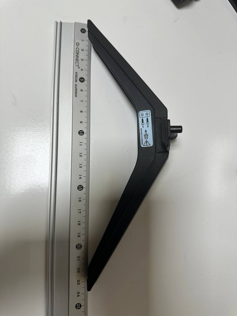 Soporte / pata peana TV monitor Genérico Pata peana TV negra tipo V marcada A