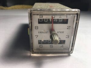 Contador horario / contador electromecánico industrial Crouzet 87632